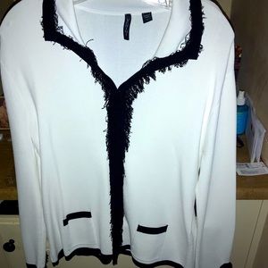 Venini L White Knit Sweater or Cardigan Vintage no flaws